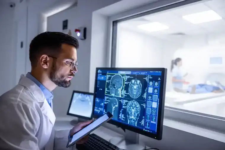 MRI, Hollywood Diagnostics